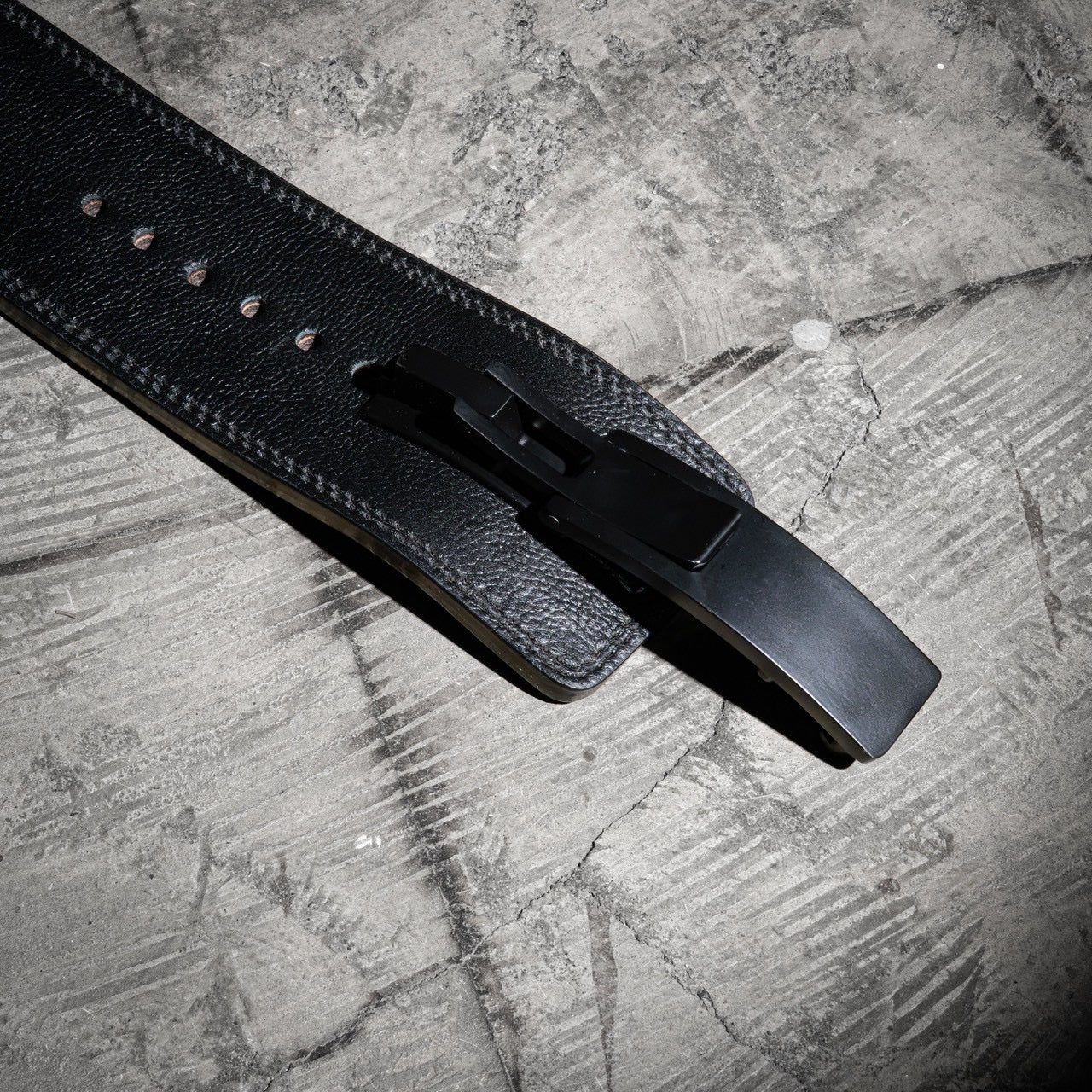 13mm Black Lever Belt